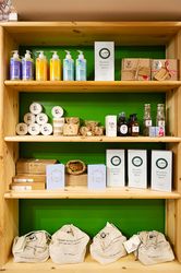 Bookshop - Café